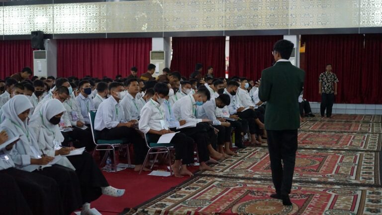 ESL speaking activities teacher leading classroom discussion