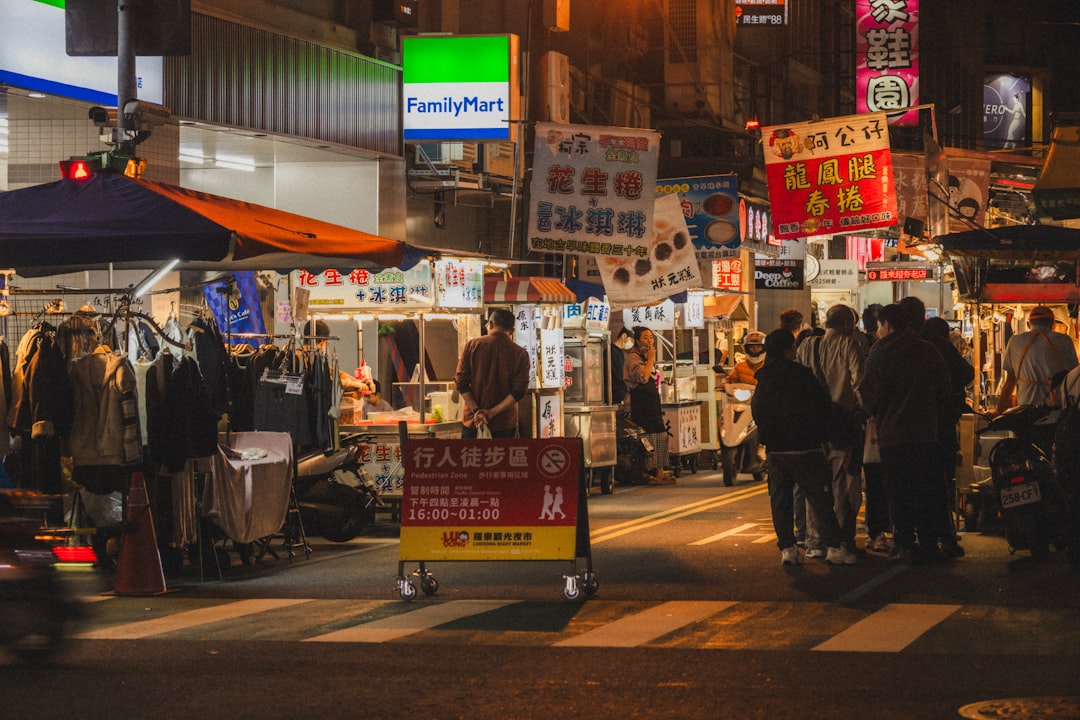 Night Market - English learning resource for students
