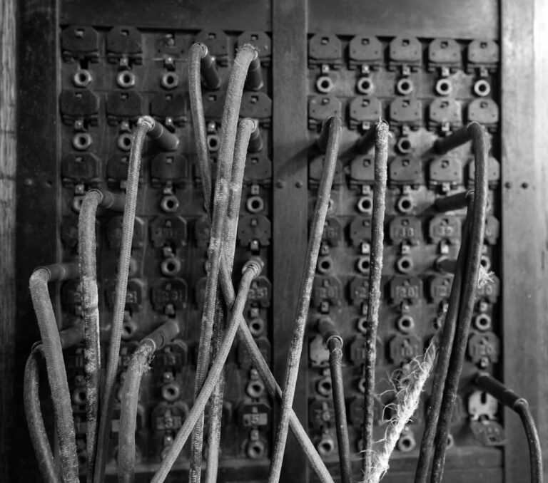 Switchboard Operators Worksheet | Elementary ESL Reading PDF