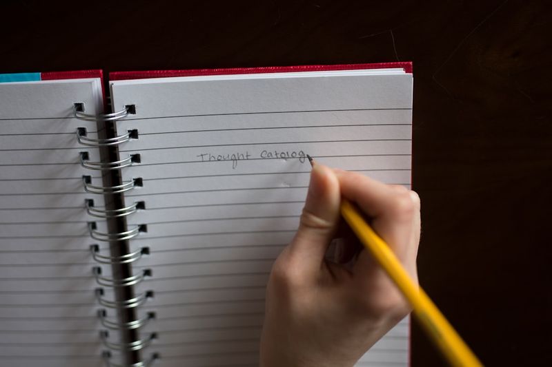 Student keeping a vocabulary log during while-reading activities