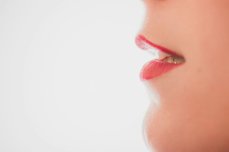 Mouth articulation for minimal pair pronunciation practice