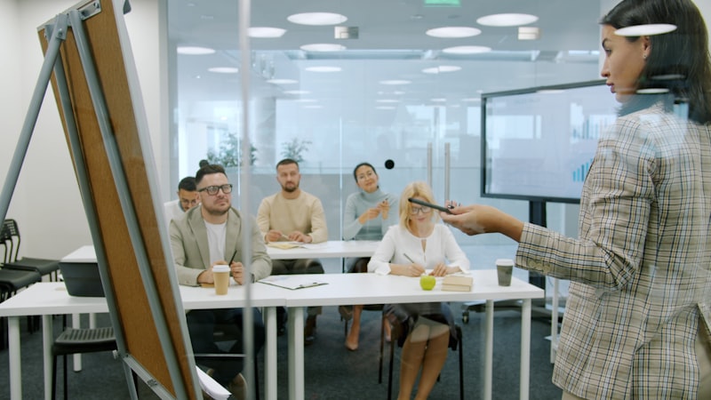 TBLT vs PPP language classroom session