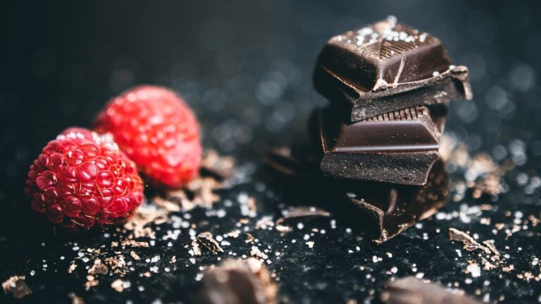 Chocolate — Elementary ESL Reading Worksheet (Level C)
