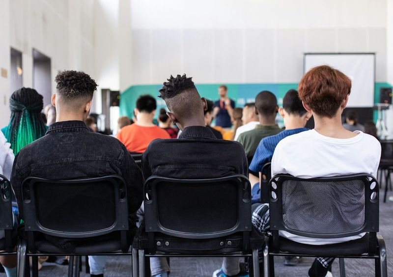 Whole-class eliciting discussion in an English lesson