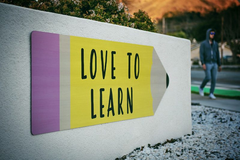 Love to learn sign for English pronunciation practice tips