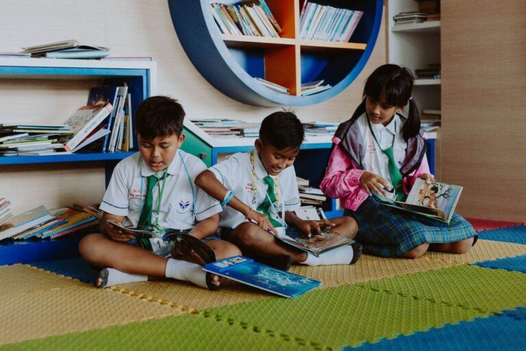 Graded Readers for ESL: How to Use Them in Your Classroom