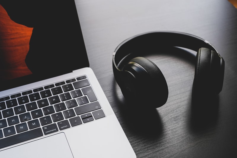 Headset and laptop set up for teaching English online