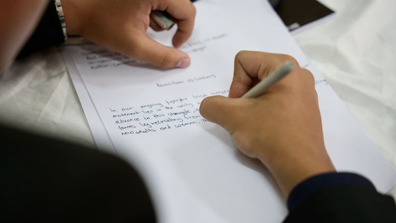 Marking a student paper for written error correction in ESL
