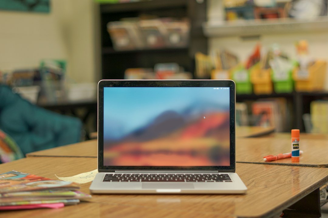 Using AI to Differentiate ESL Lessons for Mixed-Ability Classes