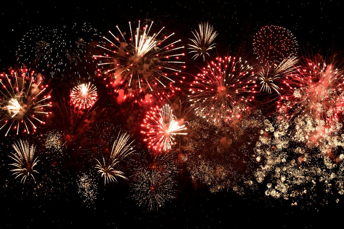 English Idioms: Celebrations & Parties — 10 Expressions You Need to Know