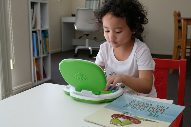 assistive technology and screen reader setup for visually impaired ESL learners